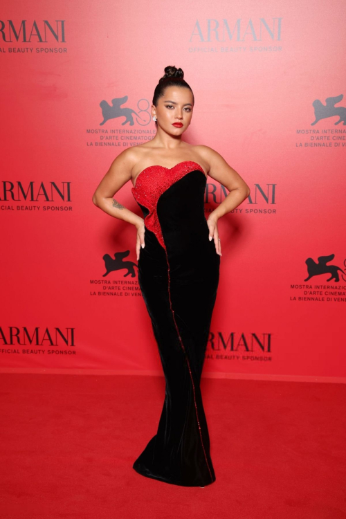 Isabela Merced at Armani Beauty Dinner Photocall 4