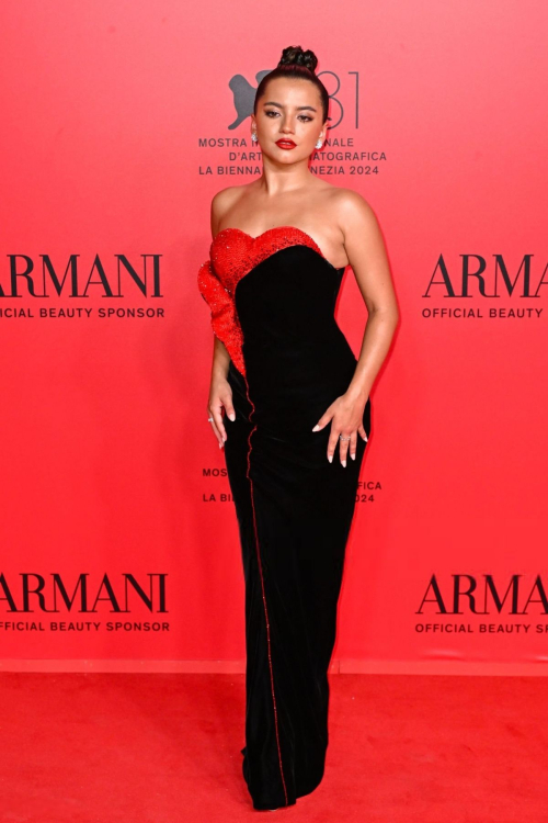 Isabela Merced at Armani Beauty Dinner Photocall 6