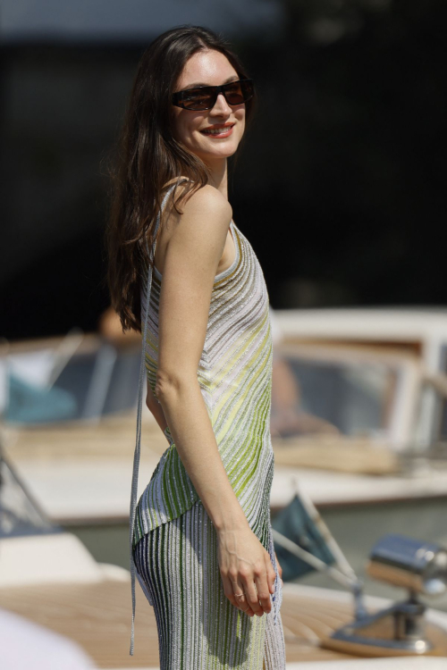 Jacquelyn Jablonski Arrives at Hotel Excelsior, Venice Film Festival 2024 1