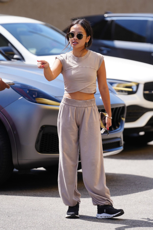 Jenn Tran Arrives at Dancing With The Stars Rehearsal Studio in Los Angeles