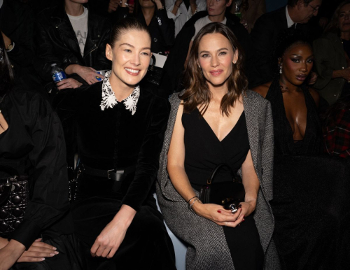 Jennifer Garner at Christian Dior Show Paris Fashion Week 1