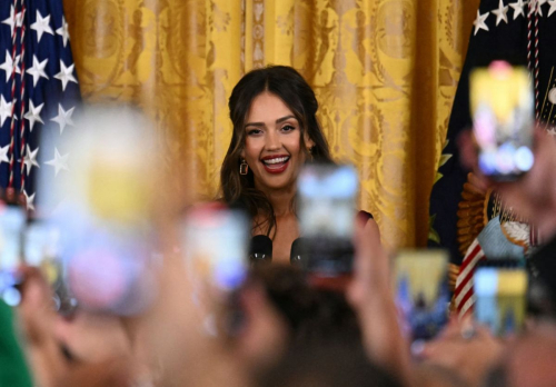 Jessica Alba Introduces President Biden at Hispanic Heritage Month Reception in Washington DC 3