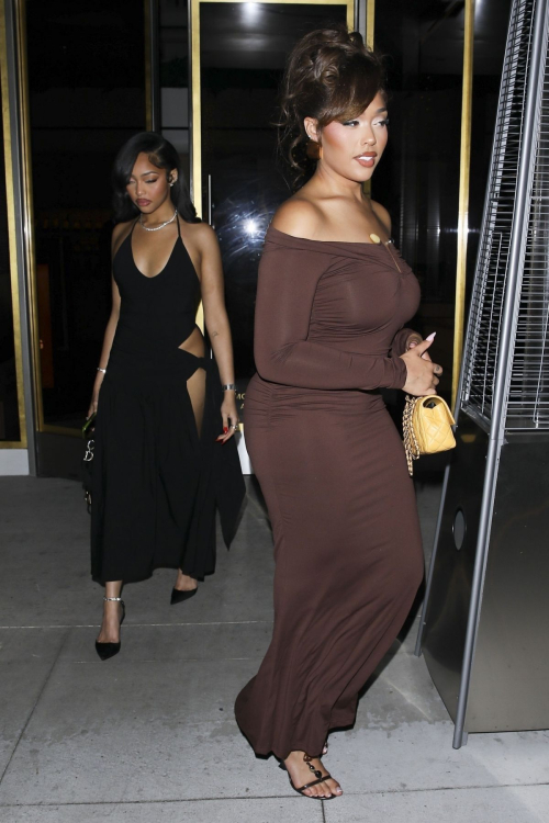 Jordyn and Jodie Woods Leaving Funke Restaurant in Los Angeles 2