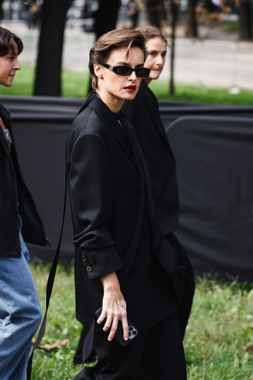 Kasia Smutniak Arrives at Gucci Show Milan Fashion Week, September 2024 3