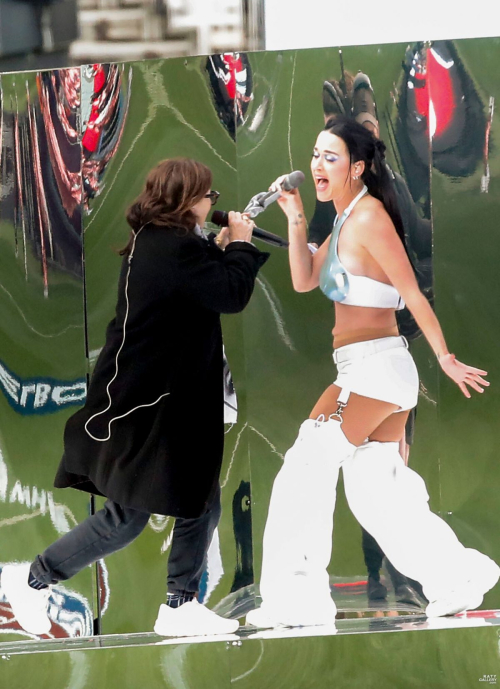 Katy Perry Rehearsing for AFL Grand Final, Melbourne, September 2024 6