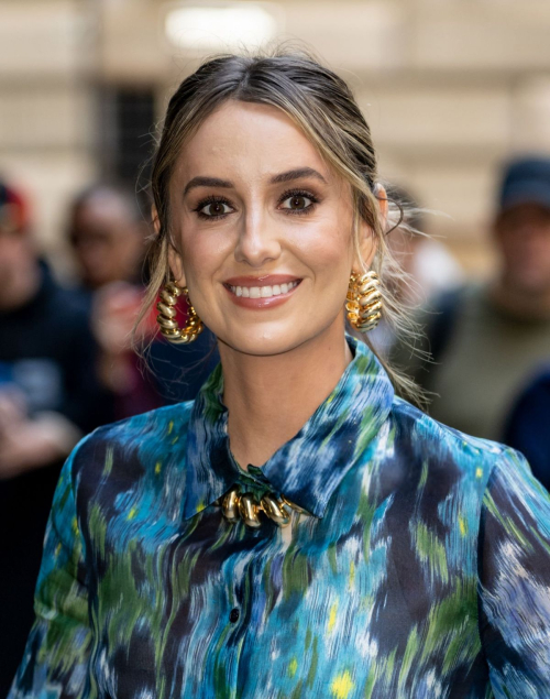 Lainey Wilson at Carolina Herrera RTW Spring 2025 Show at New York Fashion Week 6