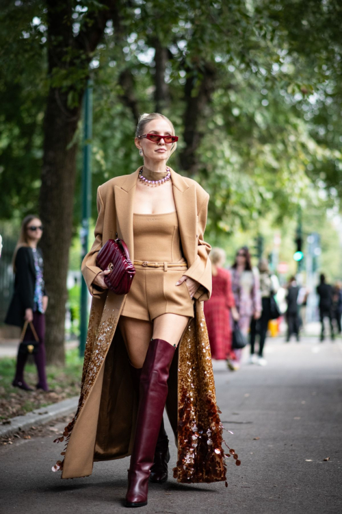 Leonie Hanne Outside Gucci Fashion Show at Milan Fashion Week 1