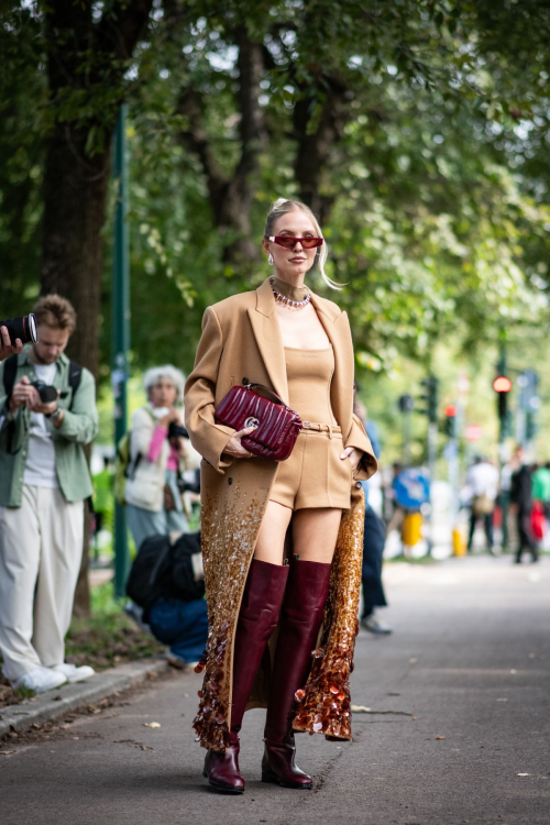 Leonie Hanne Outside Gucci Fashion Show at Milan Fashion Week 4