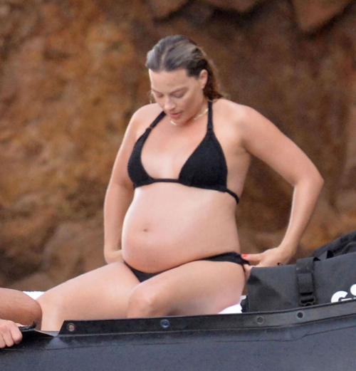 Margot Robbie Pregnant in Black Bikini on Vacation, Italy 3