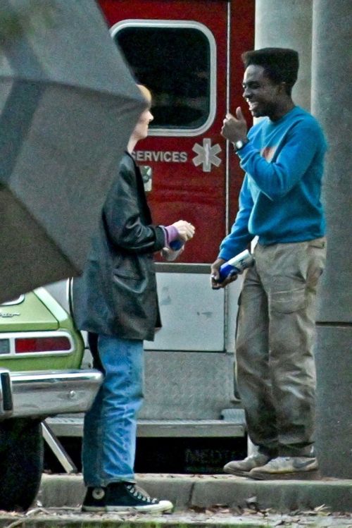 Maya Hawke and Caleb McLaughlin on the Set of Stranger Things 1