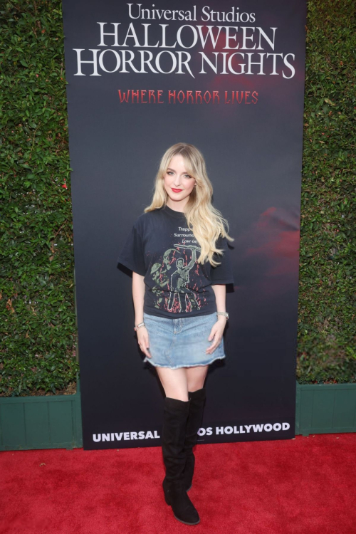 Mckenna Grace at Halloween Horror Nights Opening Night Universal Studios Hollywood 2