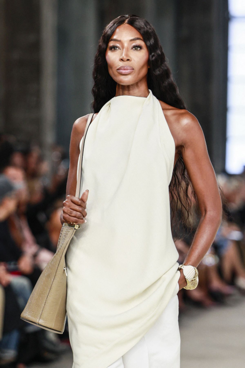 Naomi Campbell Walks Runway at Tod's Fashion Show at Milan Fashion Week