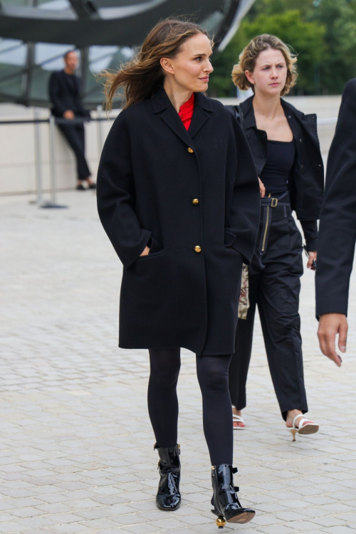 Natalie Portman at LVMH Awards at Louis Vuitton Foundation in Paris 2