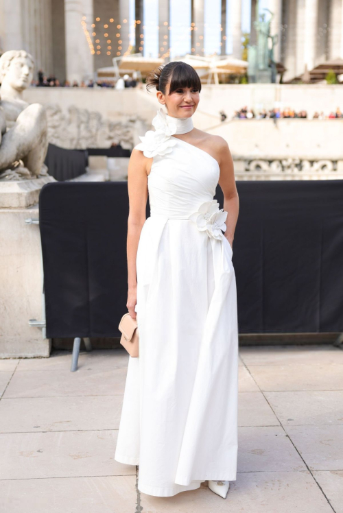 Nina Dobrev at Elie Saab SS25 Fashion Show, Paris Fashion Week, September 2024 4