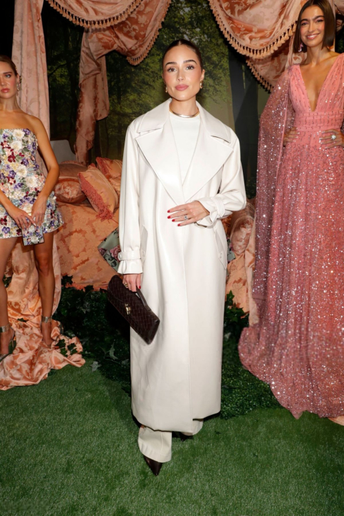 olivia culpo at alice and olivia fashion show in new york 2