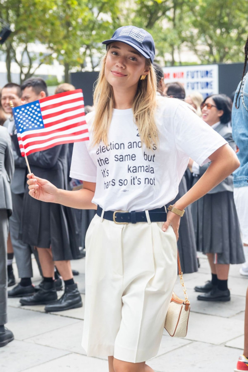 Olivia Ponton at Fashion For Our Future March in New York 4