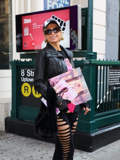 Paris Hilton shops at Astor Place in New York 4