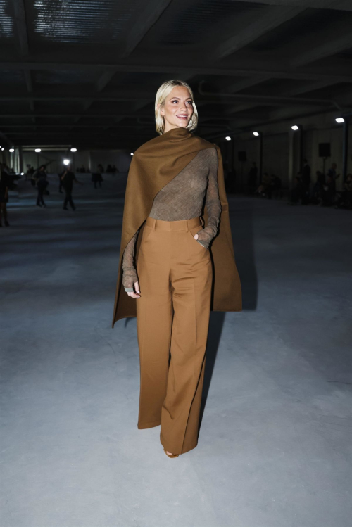 Poppy Delevingne at Philosophy Fashion Show at Milan Fashion Week 1