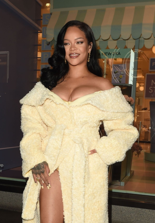 Rihanna at Her Fenty Event at Selfridges in London 1