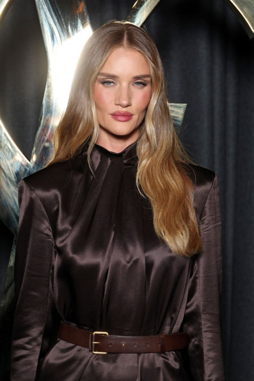 Rosie Huntington-Whiteley at Yves Saint Laurent Photocall at Paris Fashion Week 3