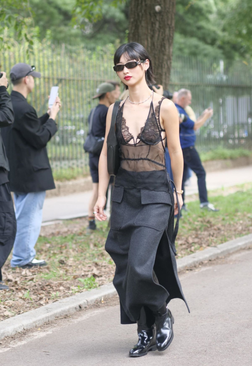 Sabrina Lan Arrives at Gucci Show Milan Fashion Week, September 2024 1