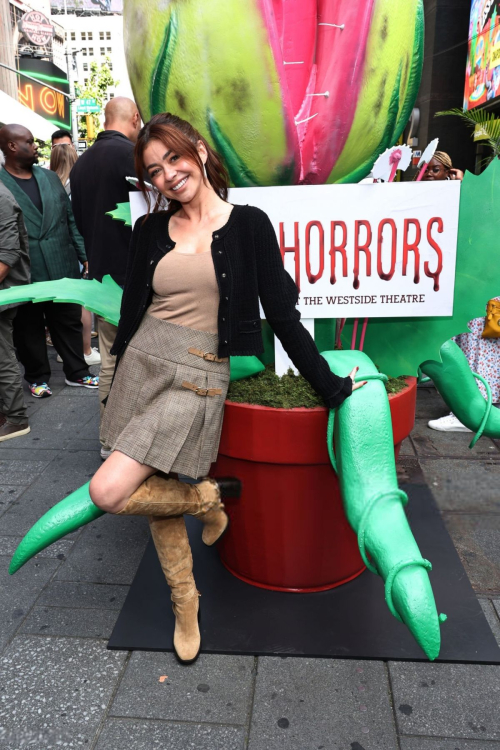 Sarah Hyland at Little Shop Of Horrors Installation Unveiling at Times Square