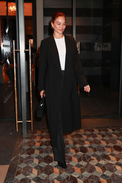 Shanina Shaik Arriving at Hotel Costes Paris Fashion Week 4