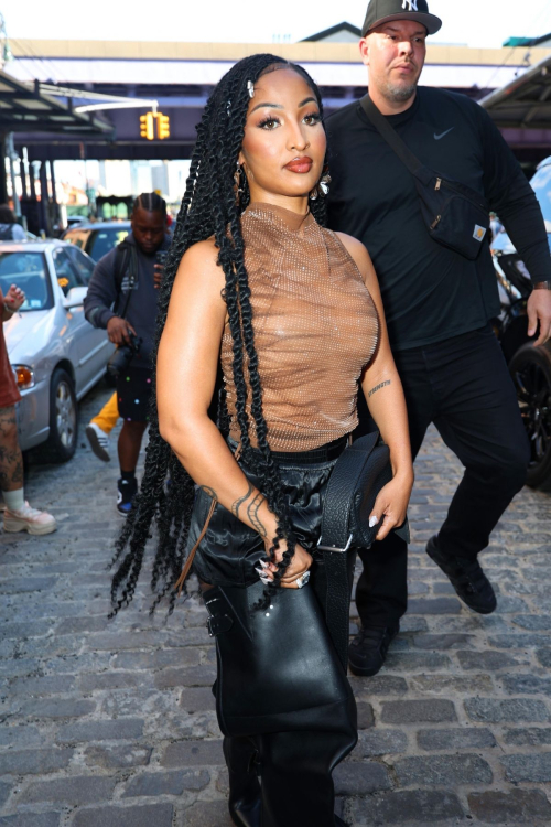 Shenseea Arrives at Alexander Wang Show at New York Fashion Week 5