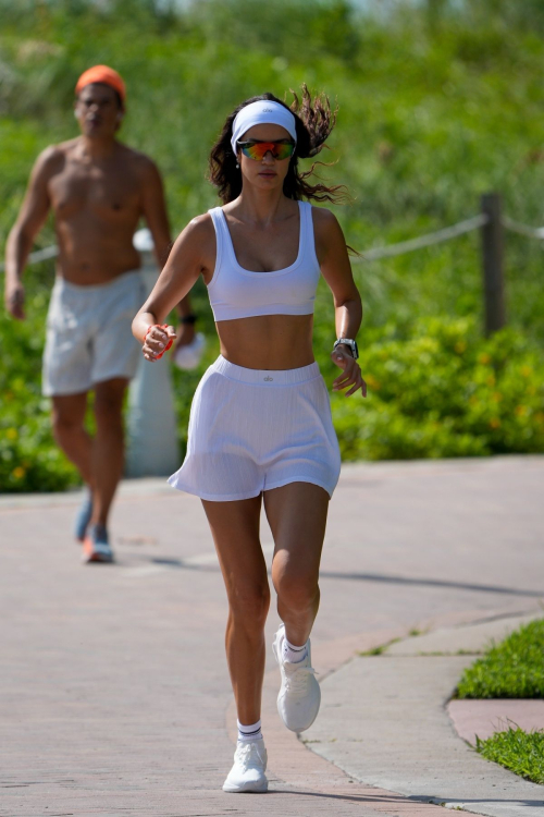 Sofia Resing Out for Morning Jog on Miami Beach Boardwalk 6