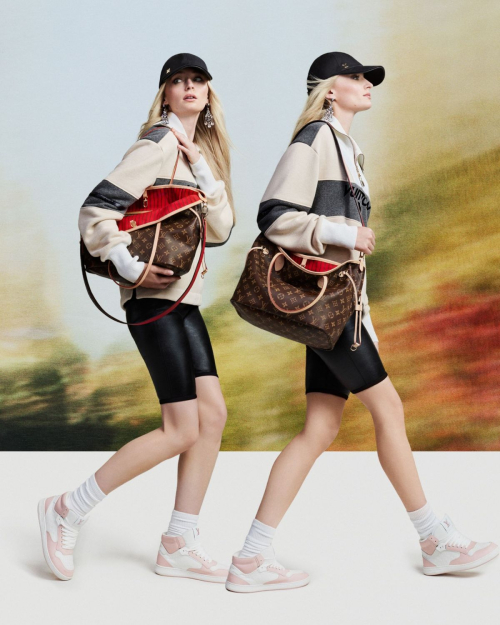 Sophie Turner for Louis Vuitton Neverfull Inside Out Handbags 2024 3