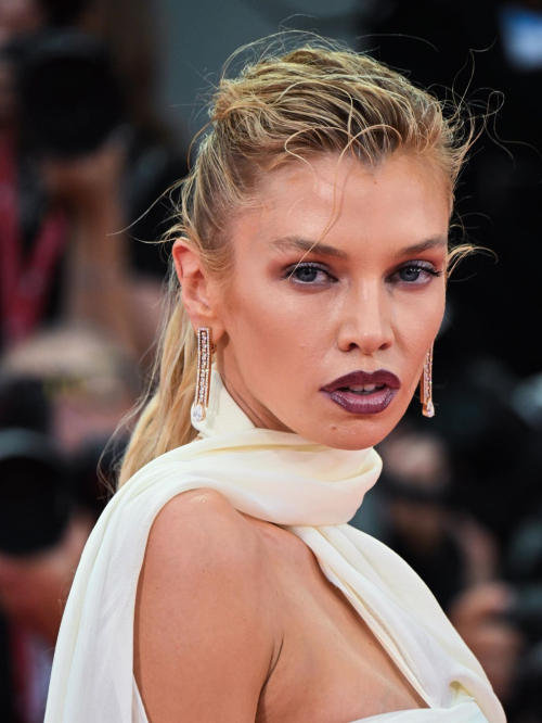 Stella Maxwell at The Room Next Door Premiere at 81st Venice International Film Festival 6