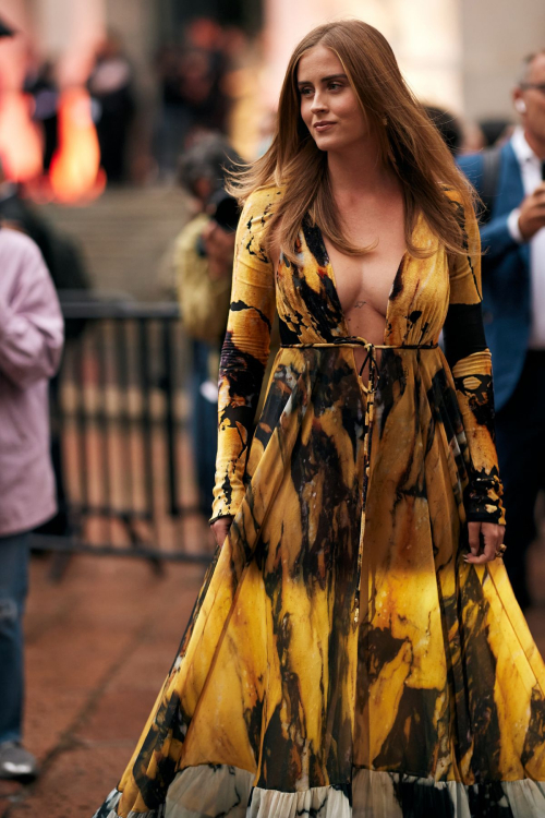 Valentina Ferragni Arrives at Roberto Cavalli Fashion Show at Milan Fashion Week