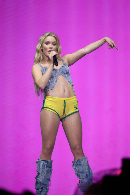 Zara Larsson Performs at Rock in Rio Brazil 1