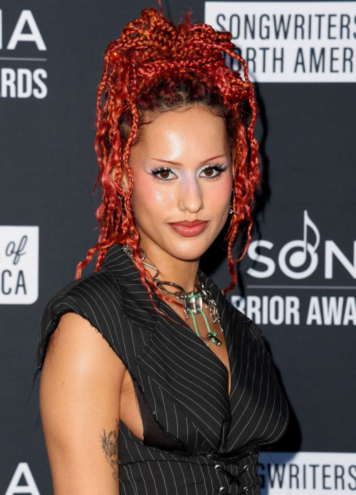 Abby-Lynn Absolutely Keen at SONA Warrior Awards in Los Angeles, October 2024