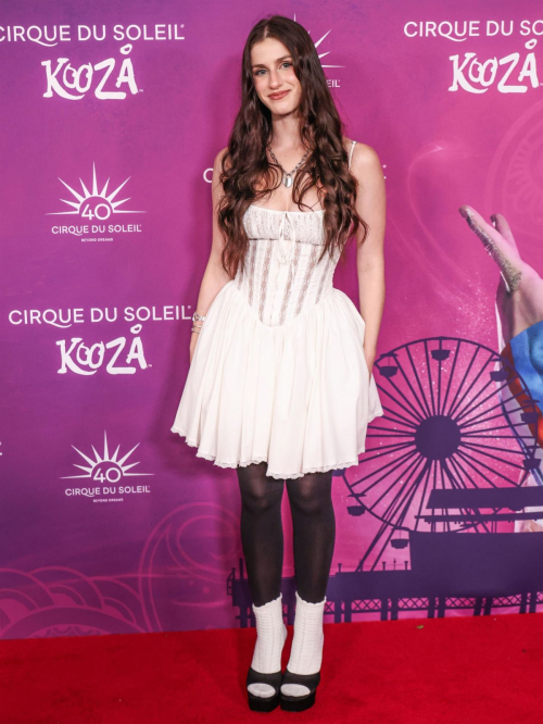 Abi Carter at Cirque du Soleil Kooza Premiere, October 2024 1