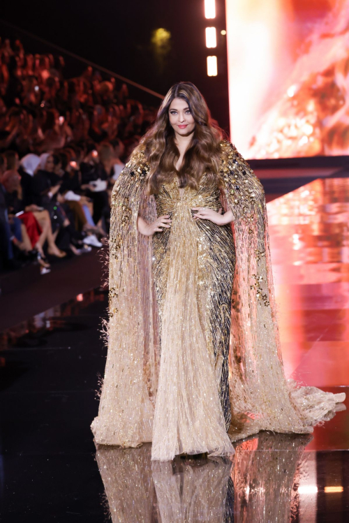 Aishwarya Rai at L’Oreal Paris Fashion Show at Paris Fashion Week, September 2024 6