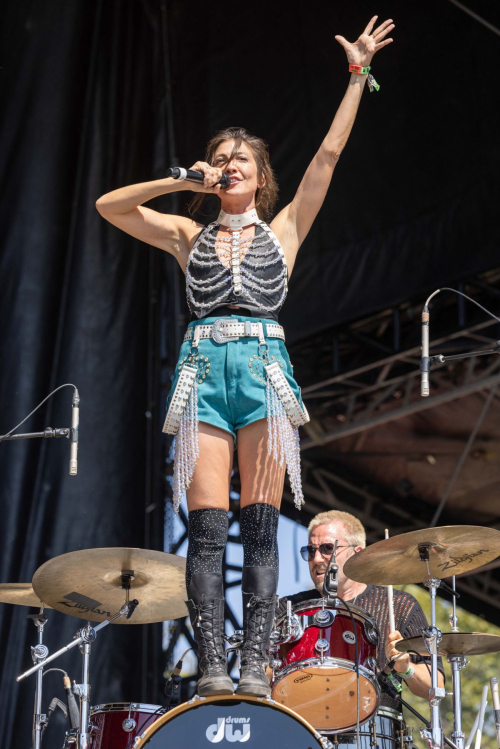 Aja Volkman Performs at Austin City Limits Music Festival, October 2024 2