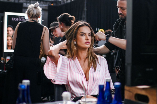 Alessandra Ambrosio Getting Ready for Victoria’s Secret Fashion Show October 2024 4