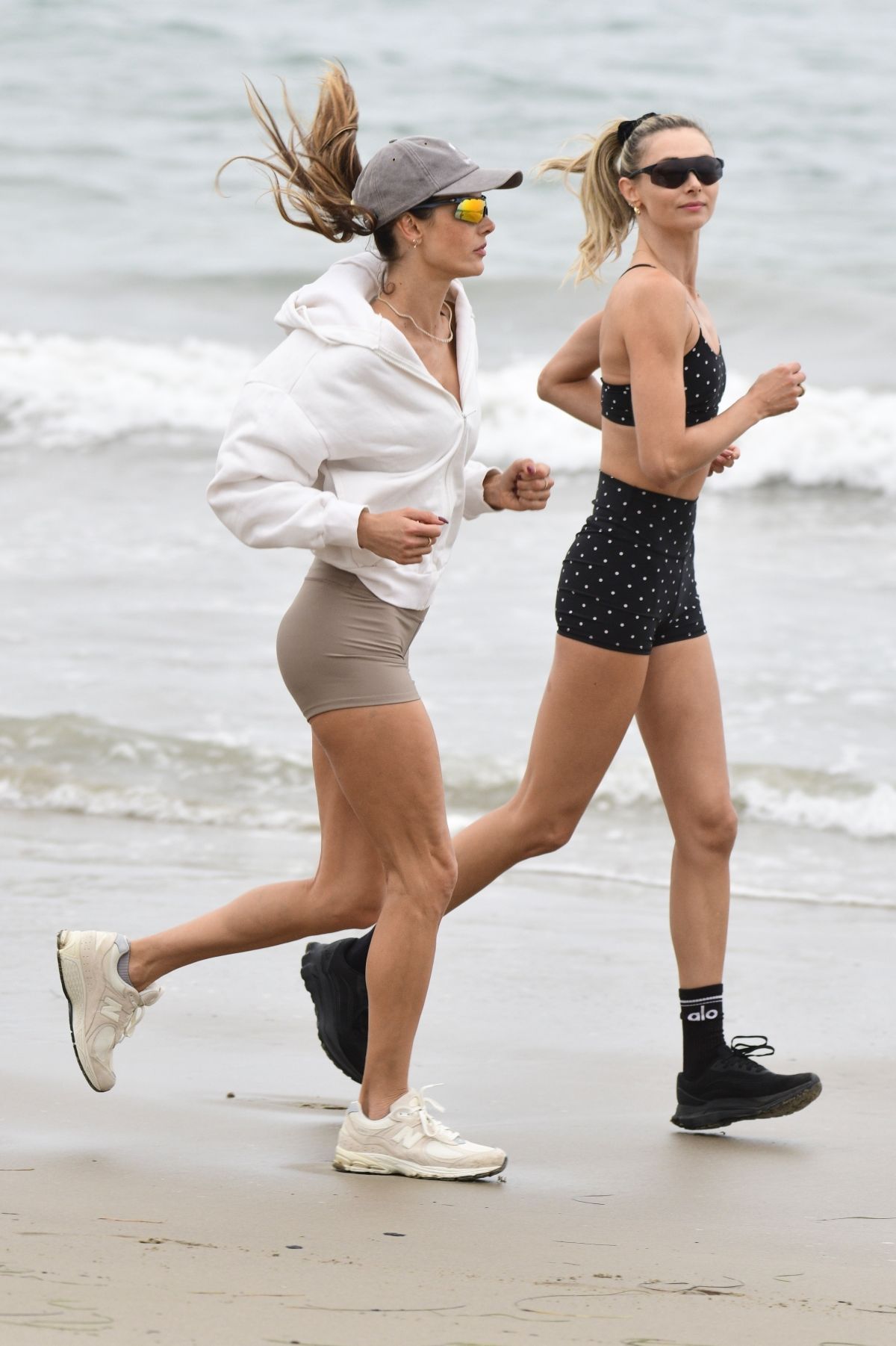 Alessandra Ambrosio Out Running on Beach, October 2024