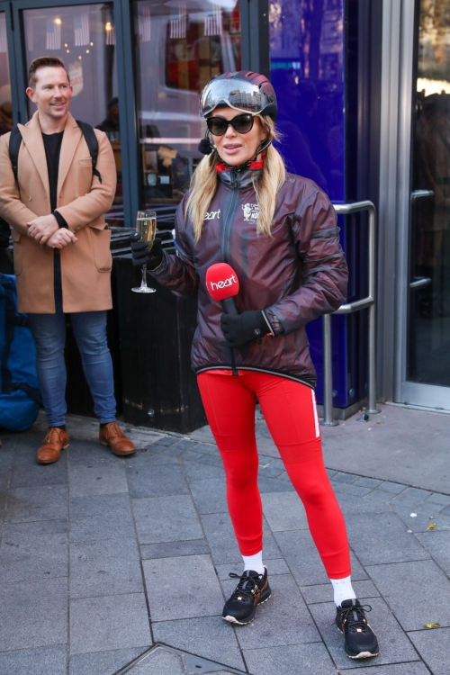 Amanda Holden Celebrates Cycle Challenge Completion in London, October 2024 5