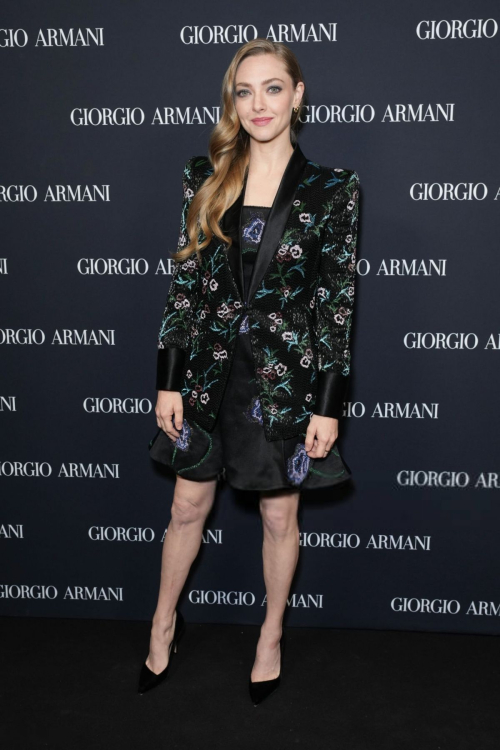 Amanda Seyfried at Giorgio Armani Spring 2025 Fashion Show October 2024 6