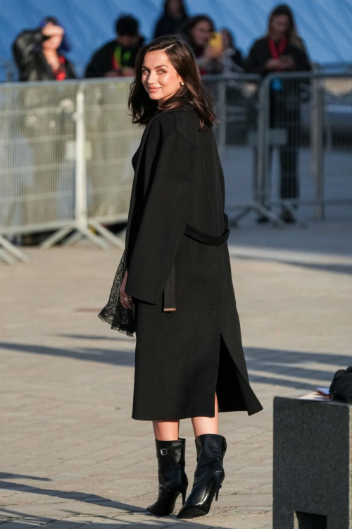 Ana De Armas at Louis Vuitton Paris Womenswear Spring-Summer Show, October 2024