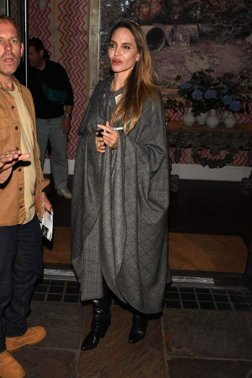 Angelina Jolie Leaves Ham Yard Hotel in London, October 2024 3