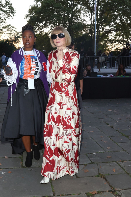 Anna Wintour at Harlem Fashion Row Show in New York, September 2024 2