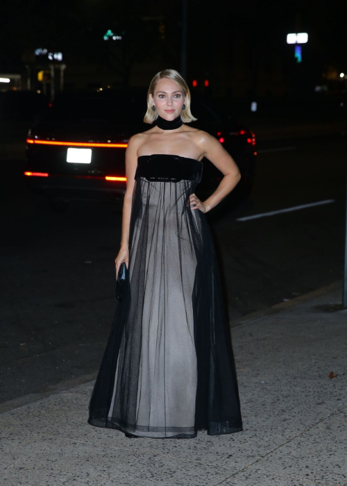 Annasophia Robb at Giorgio Armani Spring 2025 Fashion Show October 2024 3