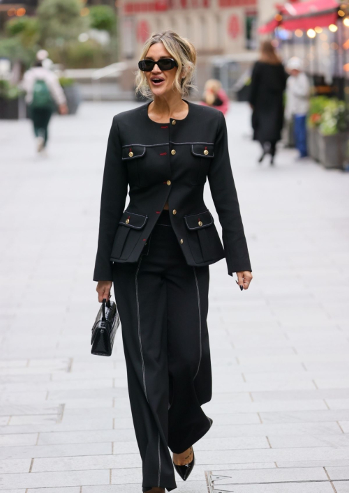 Ashley Roberts Arrives at Heart Radio in London, October 2024 6