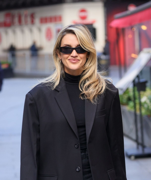 Ashley Roberts in Black Blazer and Trousers Out in London, October 2024 6