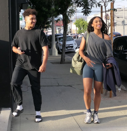 Chandler Kinney and Brandon Armstrong Leaving DWTS Rehearsals Los Angeles, October 2024 5