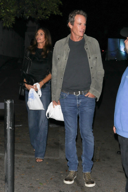 Cindy Crawford and Rande Gerber Leaving Cloud 23 Event Los Angeles, October 2024 4