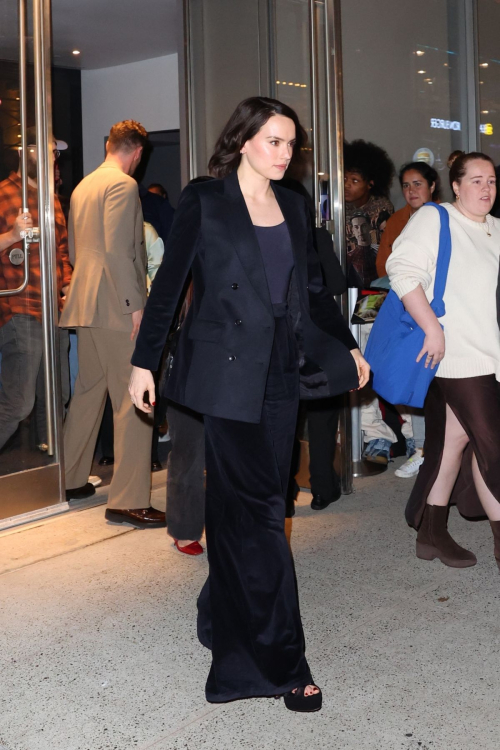 Daisy Ridley Leaves SAG-AFTRA Event in New York, October 2024 6